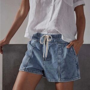 James Perse Denim Short | Size 4 | washed once Never Worn